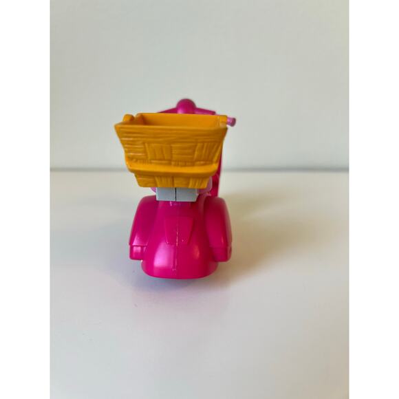 Strawberry Shortcake "Goodies-To-Go" Scooter and Blueberry Pie Accessories - Picture 4 of 10